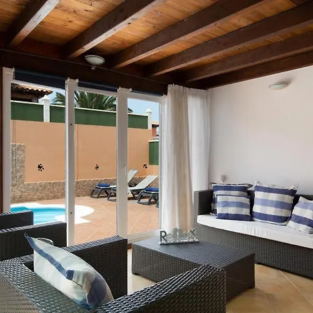 Contenta Villa