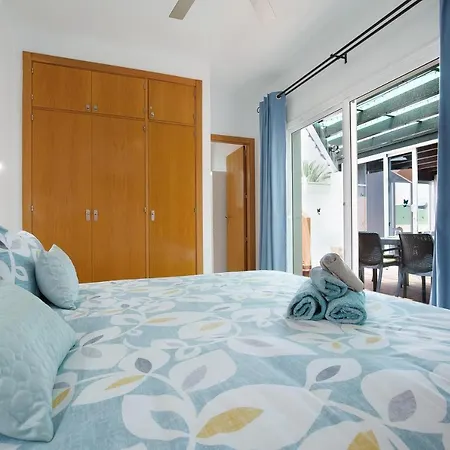 Contenta Villa *