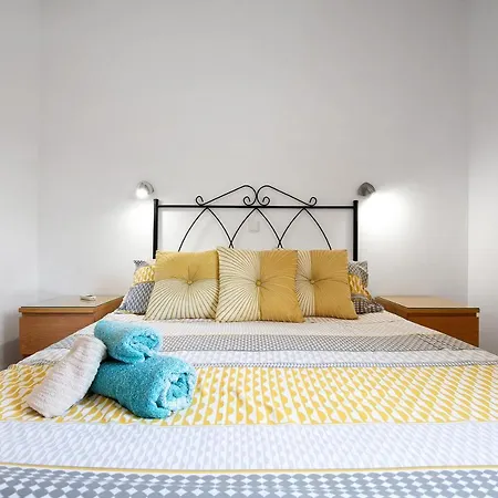 Contenta Villa *